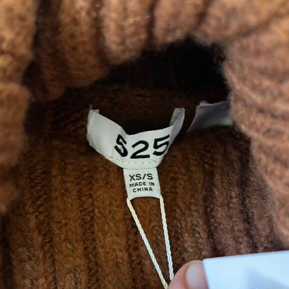 525 America NWT Blake Sweater XS/S - Picture 7 of 11